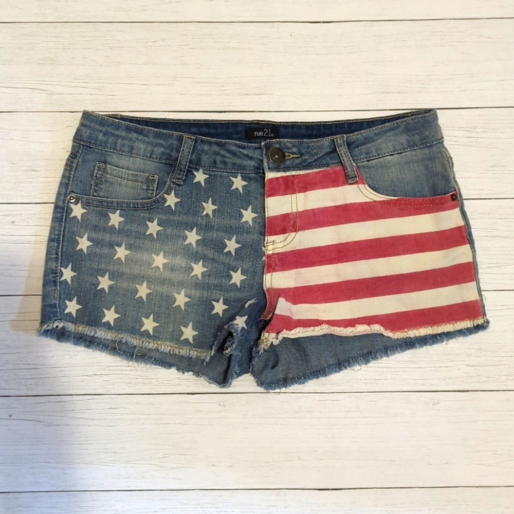 American Rue21 Shorts